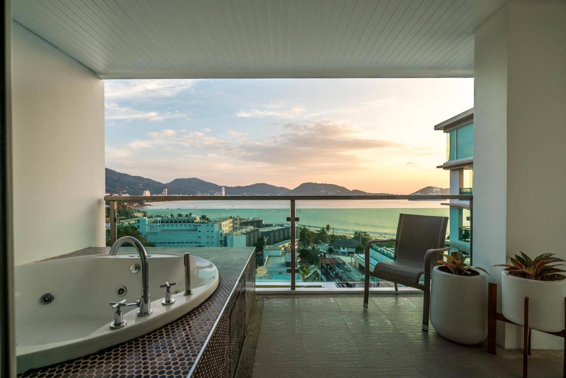 Baycliff Residence By Lofty Patong Luaran gambar